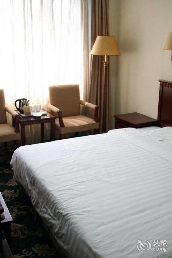 Desheng Hotel Beijing Exterior photo