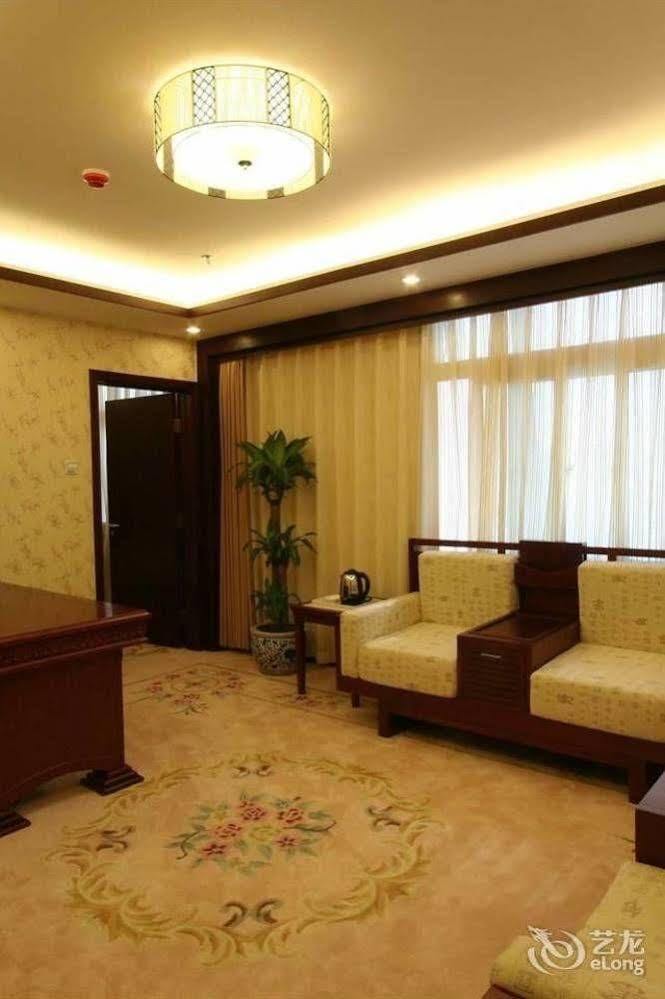 Desheng Hotel Beijing Exterior photo