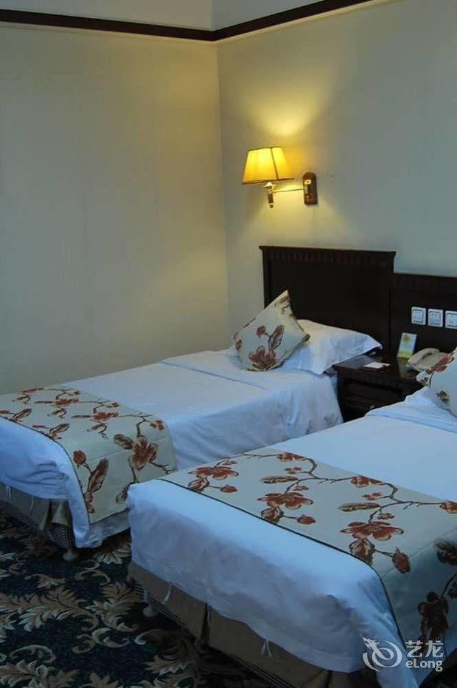 Desheng Hotel Beijing Exterior photo