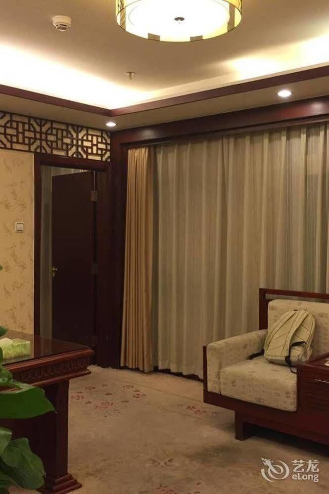 Desheng Hotel Beijing Exterior photo